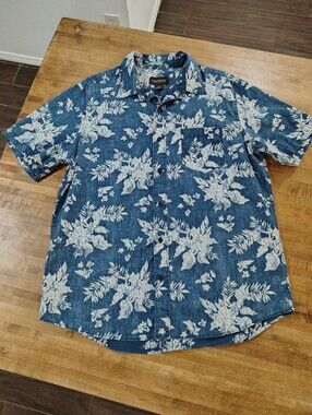 NO BOUNDARIES Navy Blue & White Floral Camp-Collar Short-Sleeve Hawaiian Shirt